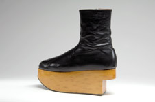Rocking horse boot