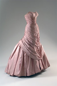 evening dress in pale pink silk taffeta