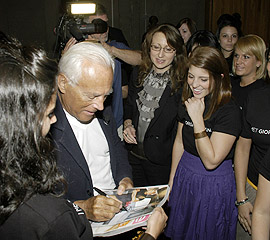 Armani talks at FIT
