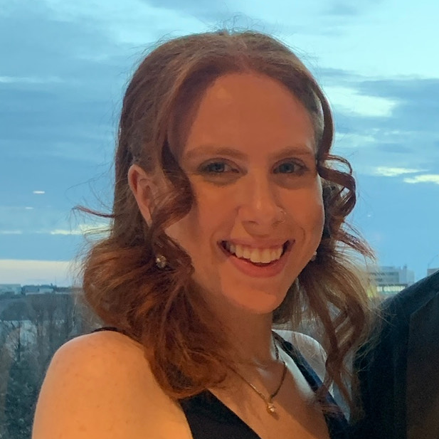 Portrait of alum Alana Yoffee