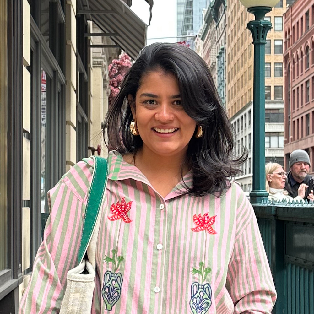 Portrait of alum Rujuta Sheth