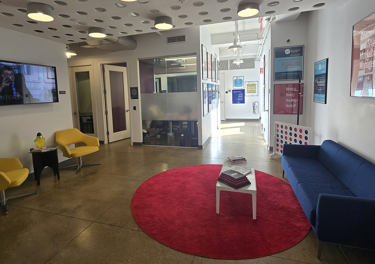 beauty center lobby