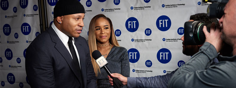 l l cool j interviewed by reporter