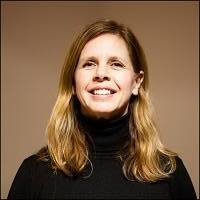 Kelly Burton headshot