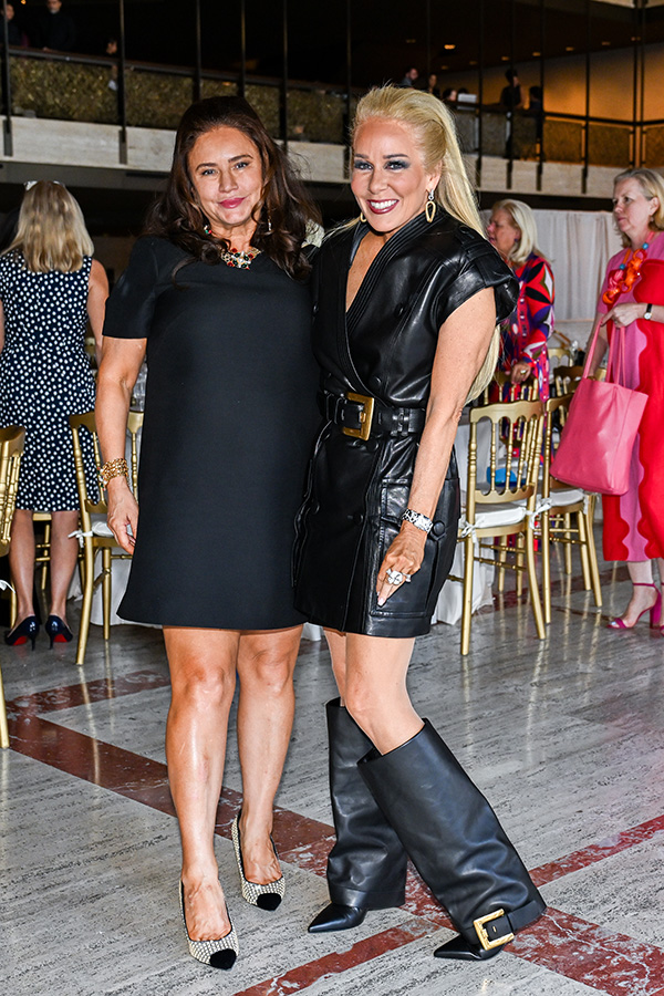 Stephanie Loeffler, Jane DeFlorio