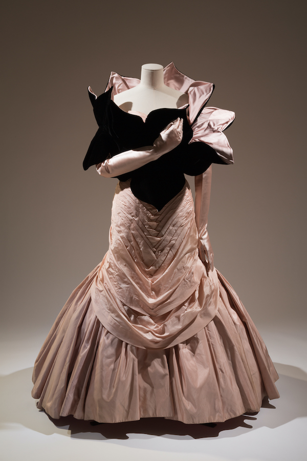 Charles James, Tree evening dress and Petal stole, 1955, USA, Museum purchase. P87.31.11