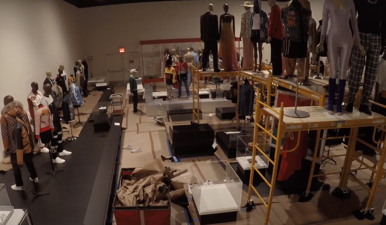installation process video still