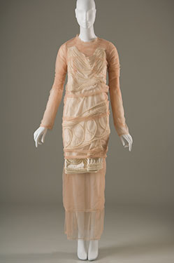 Comme des Garons, dress, autumn/winter 2009-10, Japan, museum purchase, 2009.62.1