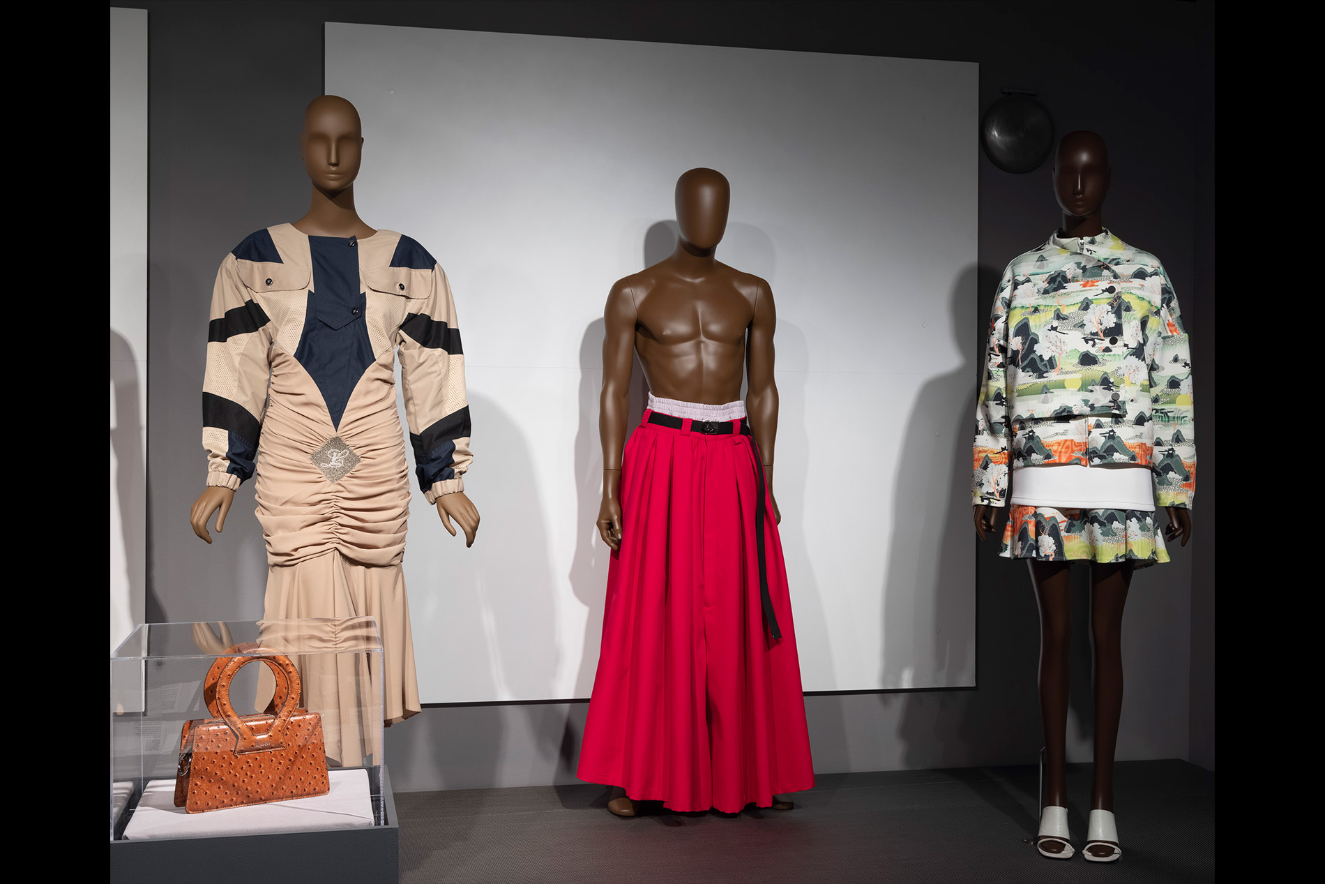 Moda Hoy! Latin American and Latinx Fashion Design Today