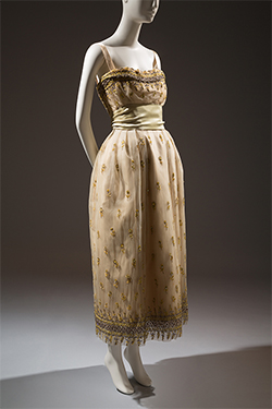 Pierre Cardin, evening dress, circa 1958, gift of Rodman A. Heeren. 72.112.38