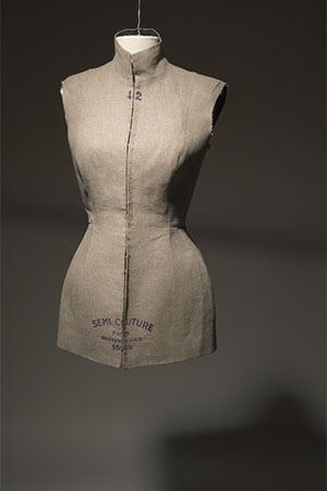 Exhibitions | Fashion Institute of Technology